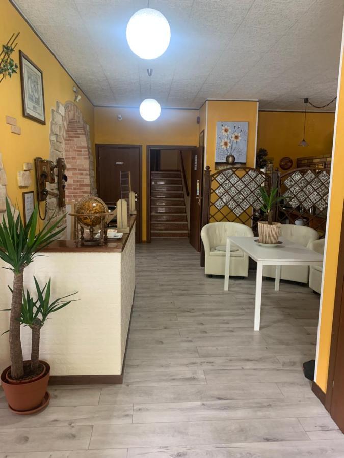 Albergo Al Lago Anfo Exterior foto